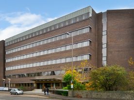 Orchard Brae House